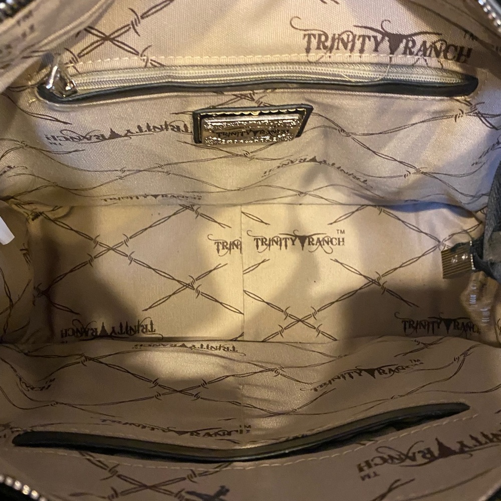 Trinity Ranch leather purse - Picture 2 of 4